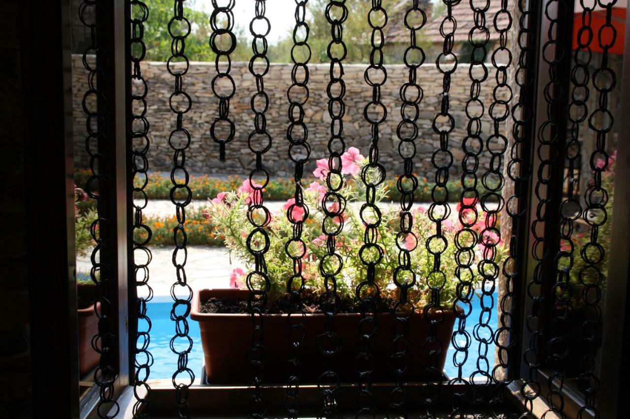 Rural House Gluic Villa Bogatic Bagian luar foto