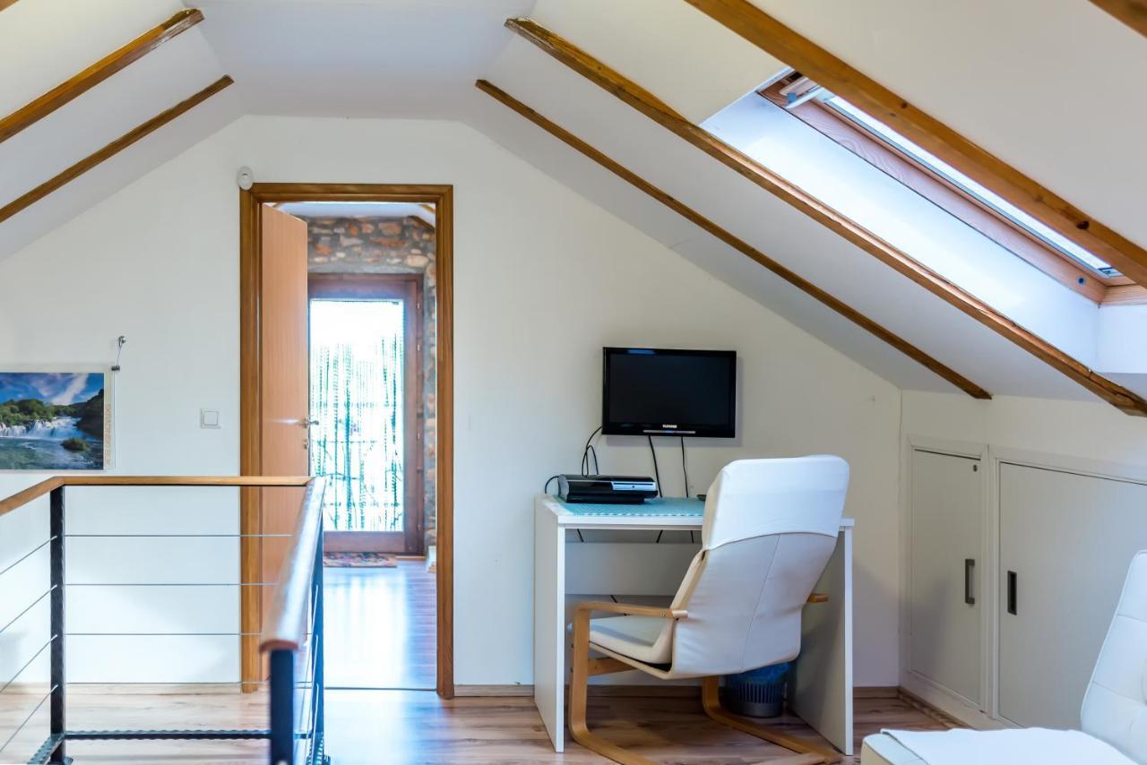 Rural House Gluic Villa Bogatic Bagian luar foto
