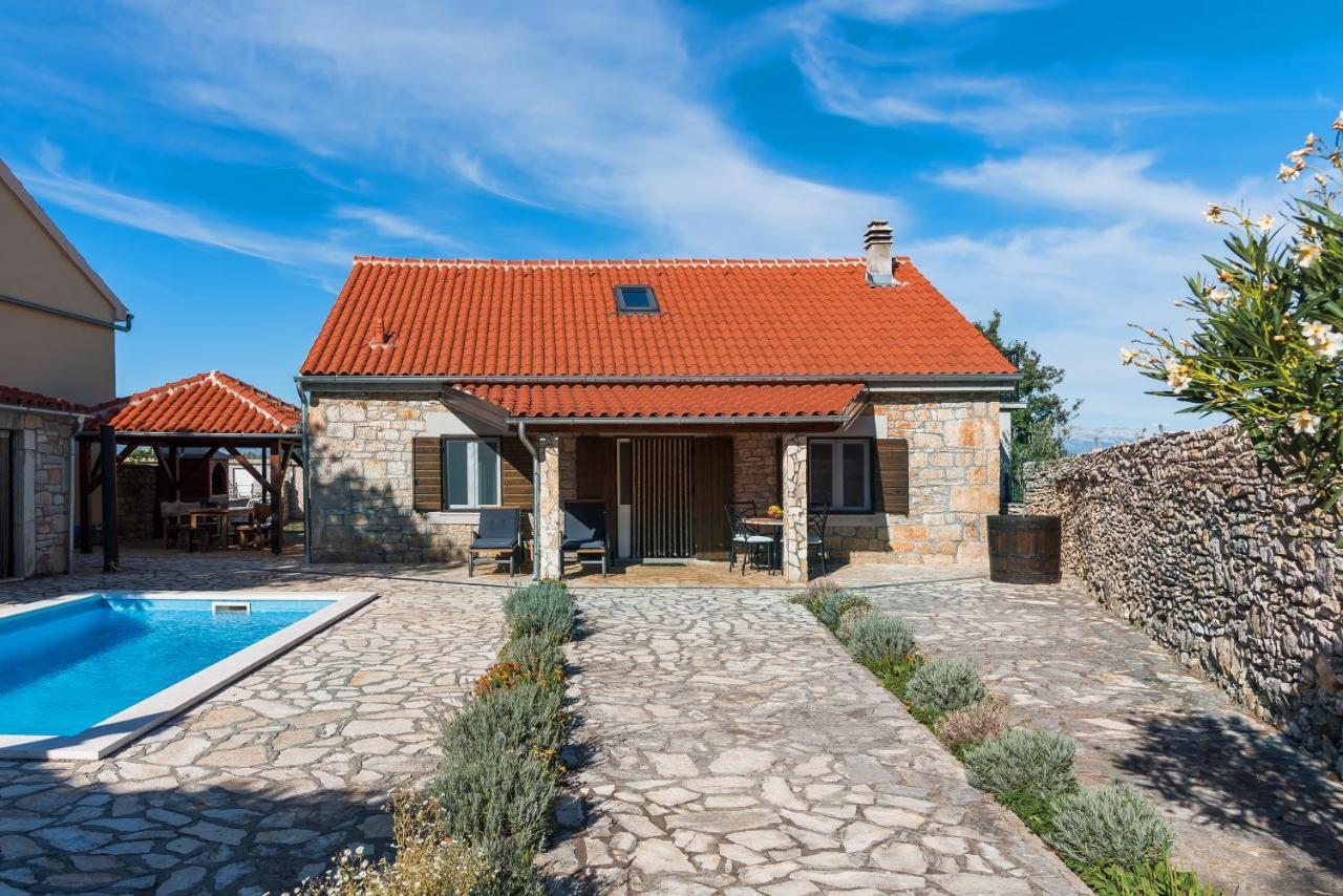 Rural House Gluic Villa Bogatic Bagian luar foto