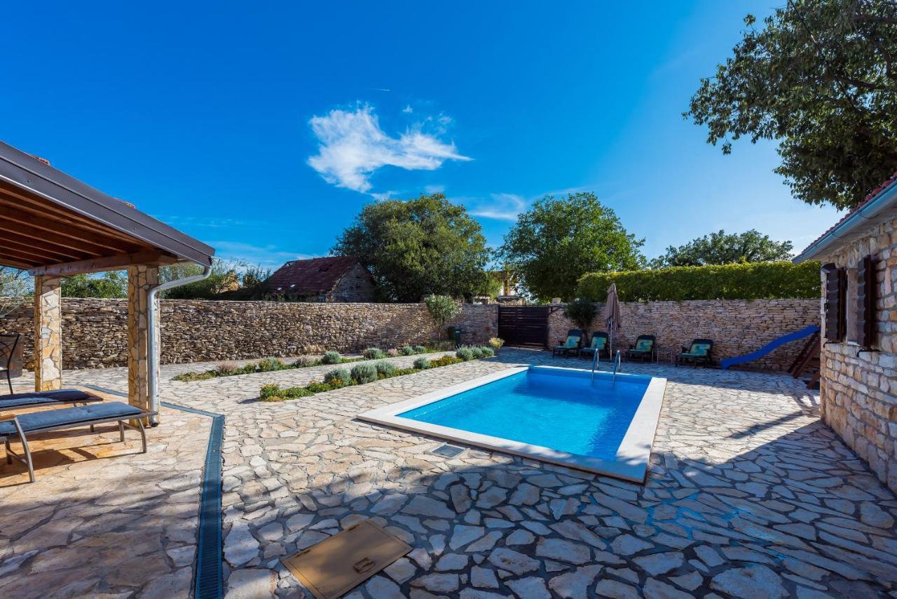 Rural House Gluic Villa Bogatic Bagian luar foto