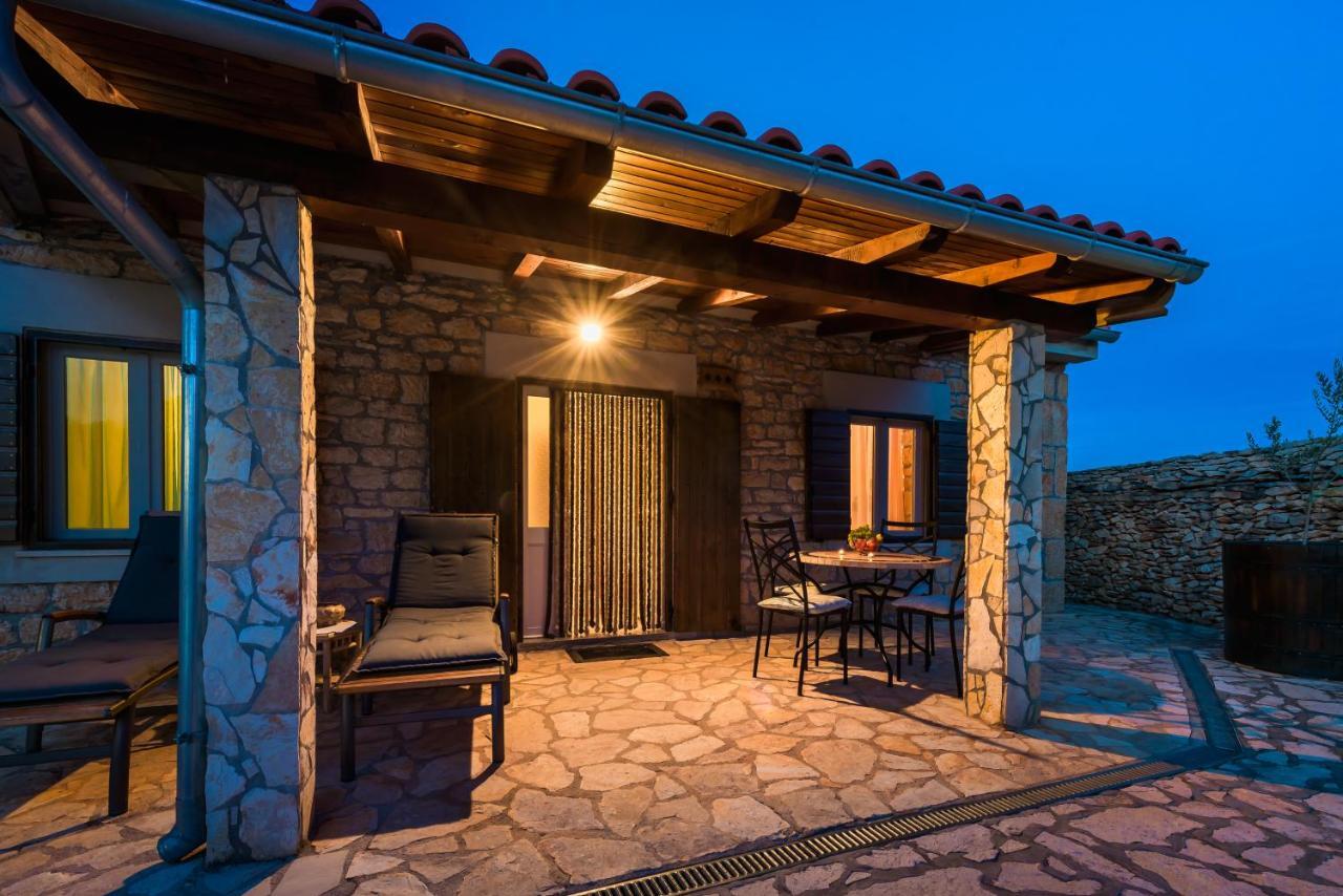Rural House Gluic Villa Bogatic Bagian luar foto